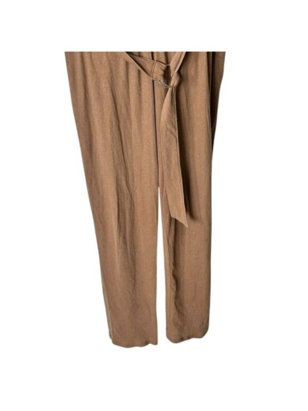 Relaxed V-Neck Camel Jumpsuit with Tie Waist - Picture 5 of 10